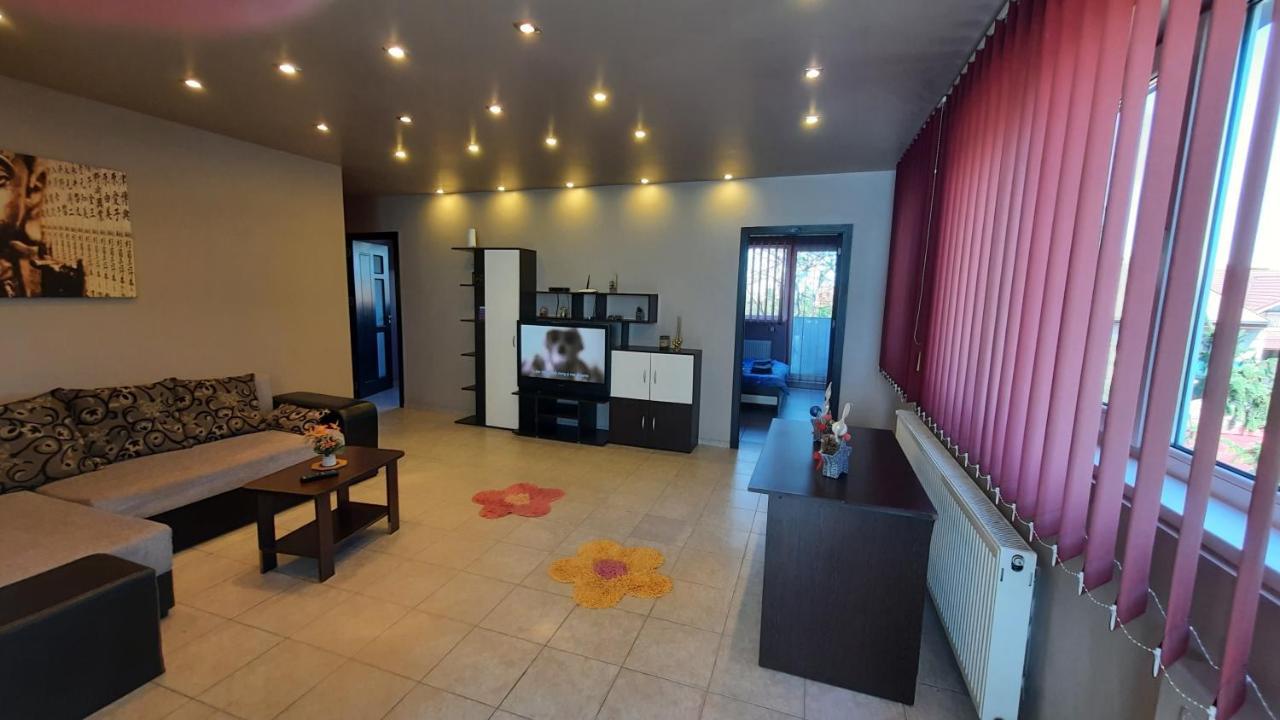 Spacious, Modern Condo In New Villa - Sleeps 6 Bucureşti Exterior foto