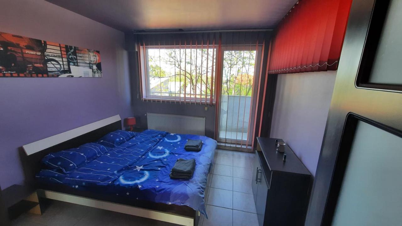 Spacious, Modern Condo In New Villa - Sleeps 6 Bucureşti Exterior foto