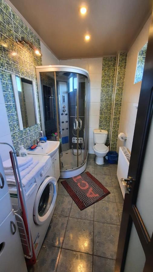 Spacious, Modern Condo In New Villa - Sleeps 6 Bucureşti Exterior foto